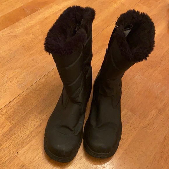 Khombu winter boots side zip man made materials very nice good condition 9 - Picture 4 of 12